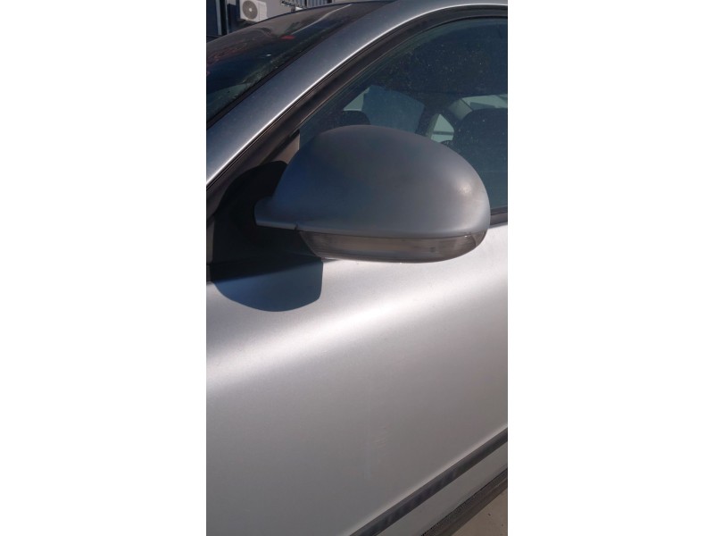 Recambio de retrovisor izquierdo para volkswagen passat b5.5 (3b3) 1.6 referencia OEM IAM   
							