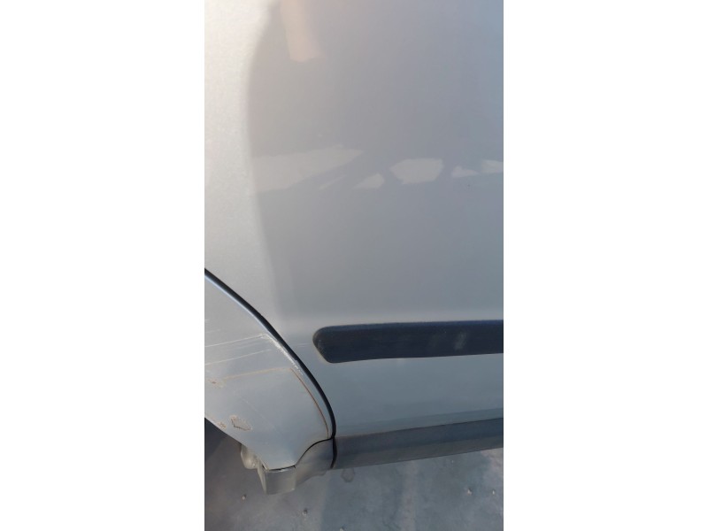 Recambio de puerta trasera derecha para volkswagen passat b5.5 (3b3) 1.6 referencia OEM IAM   
							