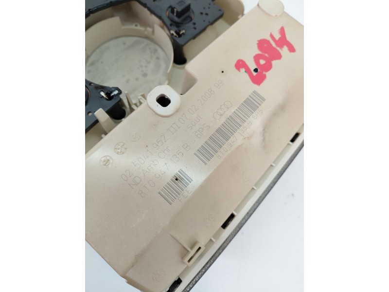 Recambio de luz interior para audi a5 (8t3) 2.7 tdi referencia OEM IAM 8T0947135B  
