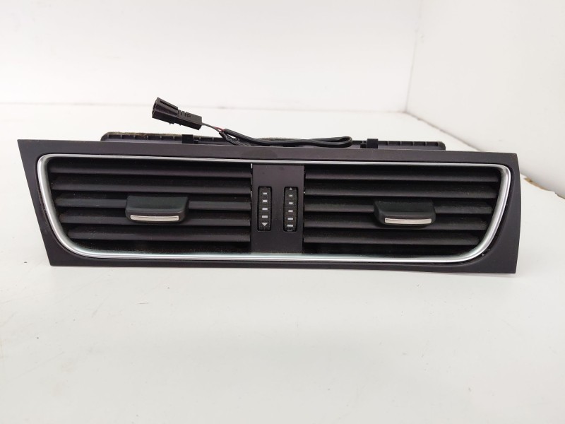 Recambio de rejilla aireadora para audi a5 (8t3) 2.7 tdi referencia OEM IAM 871820951  
							