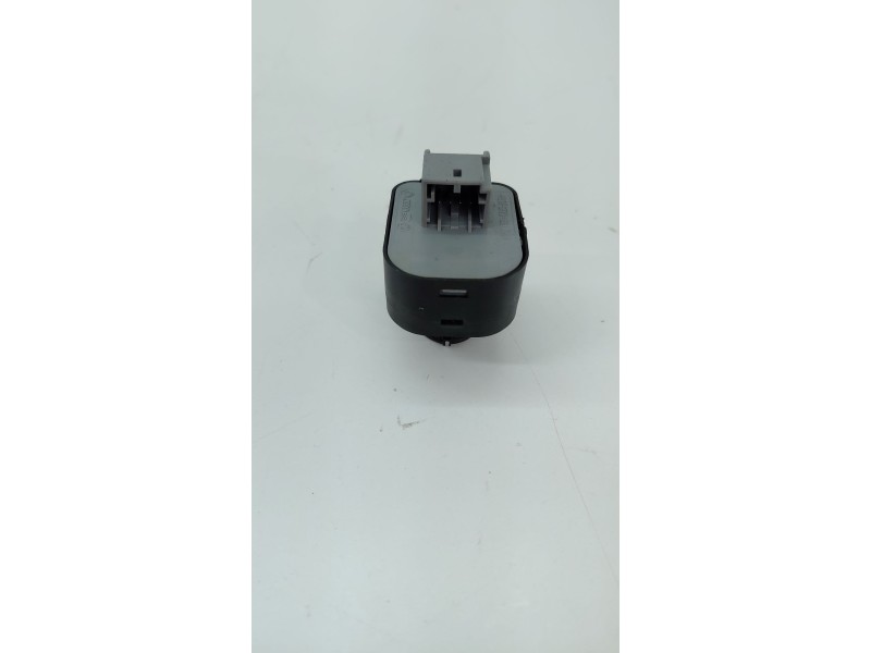 Recambio de mando retrovisor para audi a5 (8t3) 2.7 tdi referencia OEM IAM 8K09595656  
							