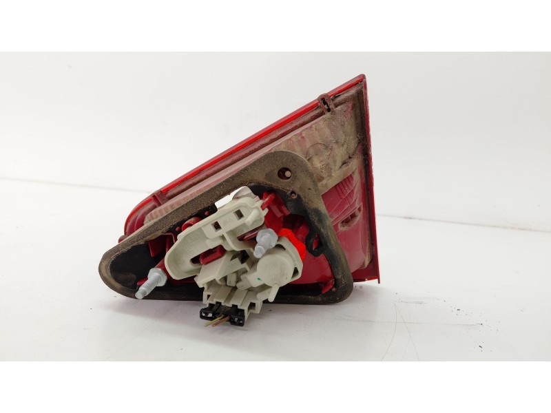 Recambio de piloto trasero izquierdo interior para audi a5 (8t3) 2.7 tdi referencia OEM IAM 8T0945093  