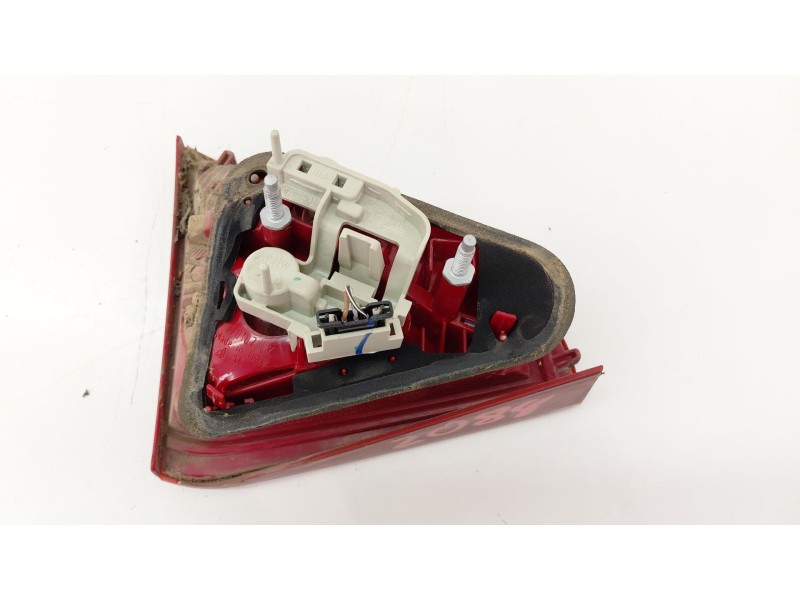 Recambio de piloto trasero derecho interior para audi a5 (8t3) 2.7 tdi referencia OEM IAM 8T0945094  
							