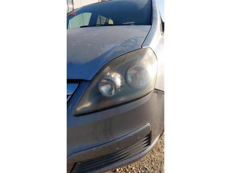 Recambio de faro izquierdo para opel zafira / zafira family b (a05) 1.9 cdti (m75) referencia OEM IAM   
							