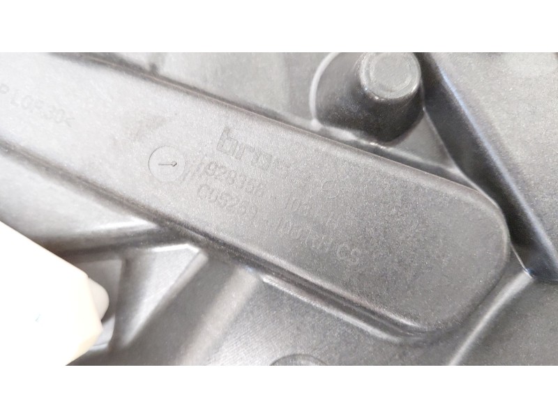 Recambio de elevalunas trasero derecho para mercedes-benz clase cla (w117) cla 220 cdi (117.303) referencia OEM IAM 928356103  
							