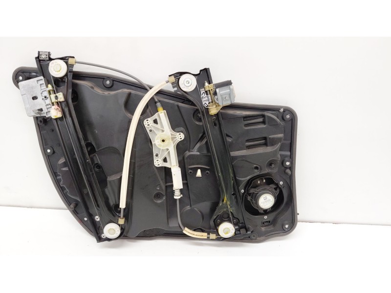 Recambio de elevalunas delantero derecho para mercedes-benz clase cla (w117) cla 220 cdi (117.303) referencia OEM IAM 928354103R
							