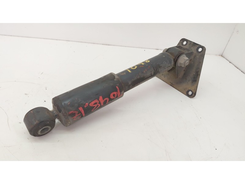 Recambio de amortiguador delantero izquierdo para iveco daily furgón 2.3 diesel cat referencia OEM IAM 504198992  