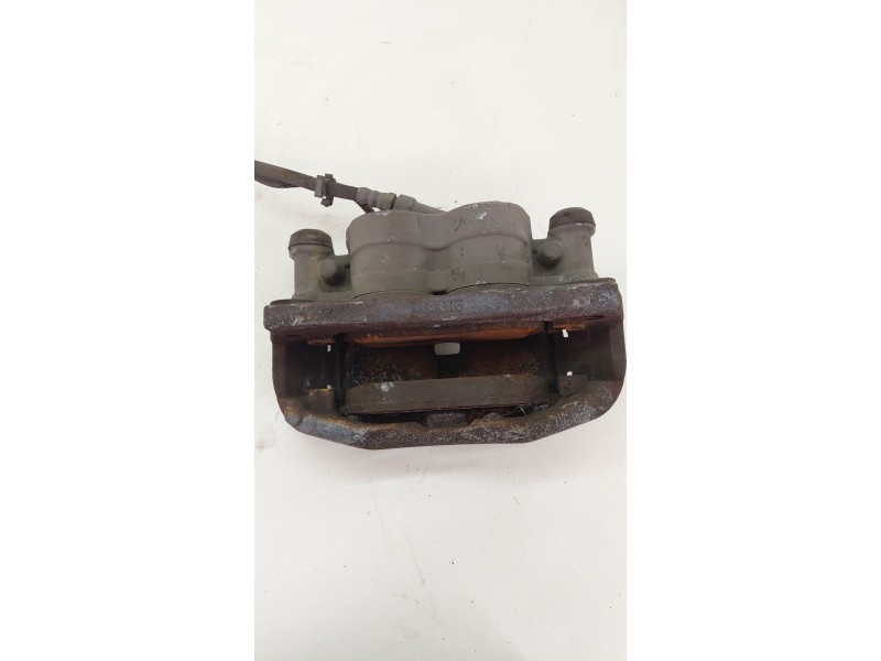 Recambio de pinza freno delantera derecha para iveco daily furgón 2.3 diesel cat referencia OEM IAM 970105  