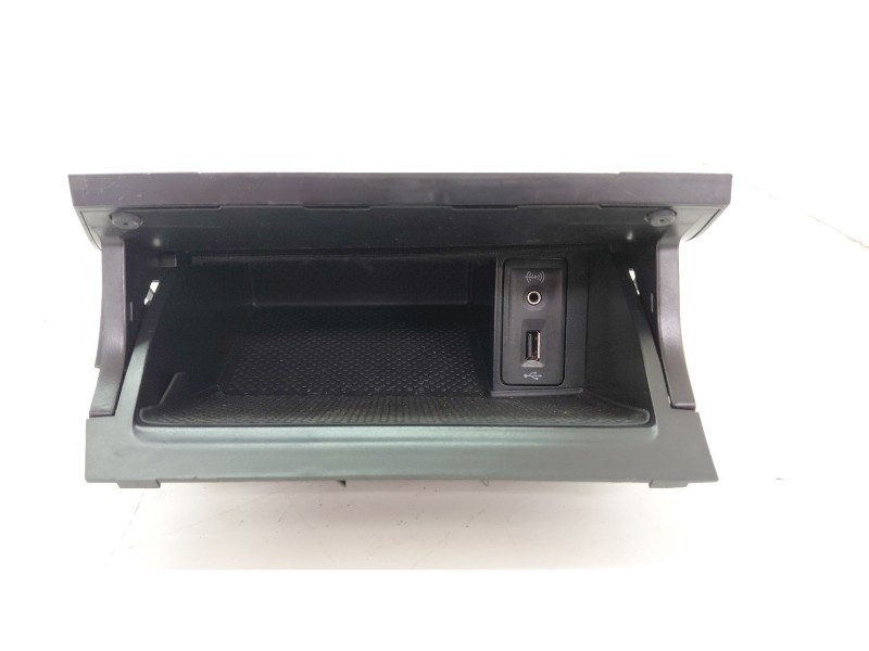 Recambio de cenicero para volkswagen golf vii (5g1, bq1, be1, be2) 1.0 tsi referencia OEM IAM 5G1863391  
							