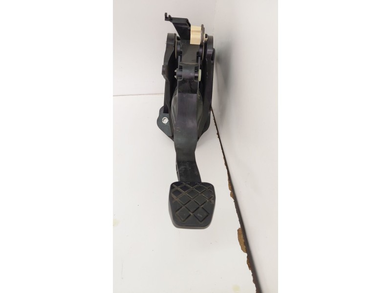Recambio de pedal embrague para volkswagen golf vii (5g1, bq1, be1, be2) 1.0 tsi referencia OEM IAM 5Q1721059GG  
							
