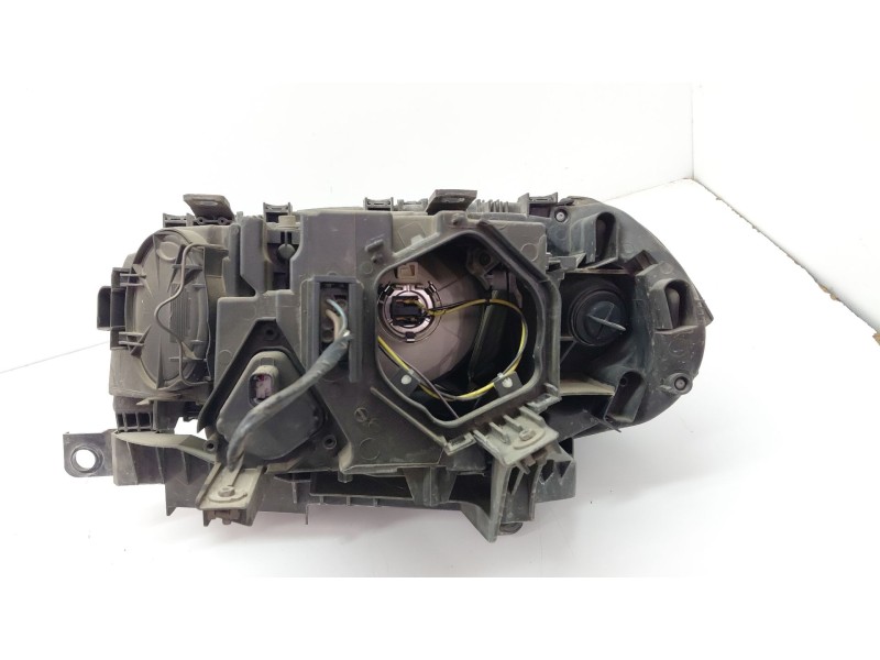 Recambio de faro derecho para bmw x3 (e83) 3.0 d referencia OEM IAM 0301210204  