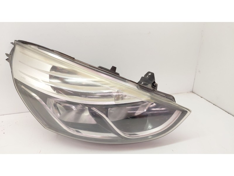 Recambio de paragolpes delantero para renault clio iv (bh_) 0.9 tce 90 referencia OEM IAM   
							