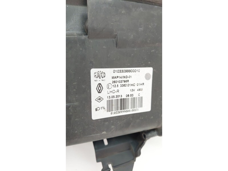 Recambio de paragolpes delantero para renault clio iv (bh_) 0.9 tce 90 referencia OEM IAM   
							