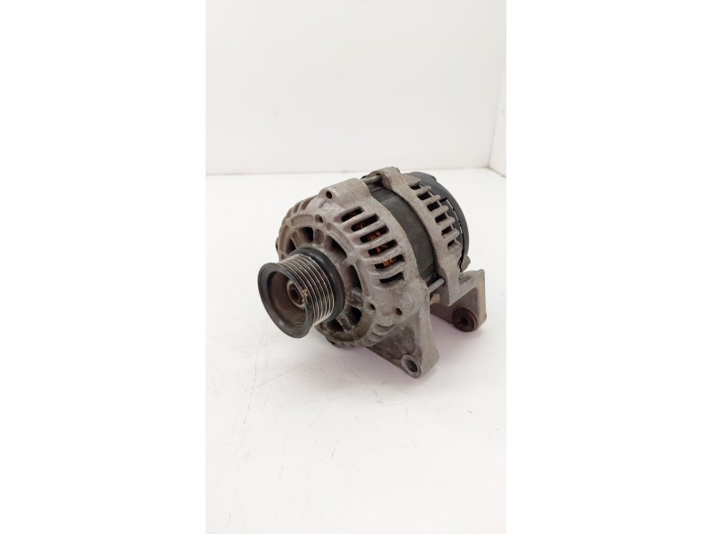 Recambio de alternador para opel astra j (p10) 1.6 (68) referencia OEM IAM 13502595  