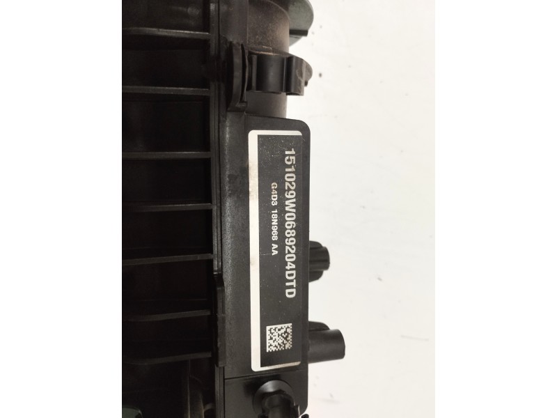 Recambio de colector admision para jaguar xe 2.0 diesel cat referencia OEM IAM G4D318N968AA  
