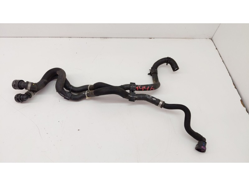 Recambio de mangueras intercooler para jaguar i-pace se referencia OEM IAM J9D38D142AB  
							