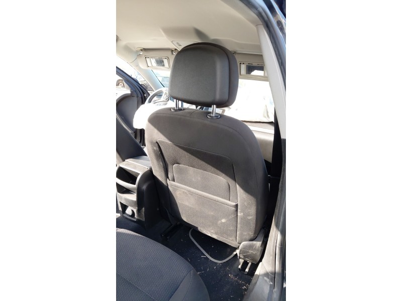 Recambio de asiento delantero derecho para opel insignia a (g09) 2.0 cdti (68) referencia OEM IAM   
							
