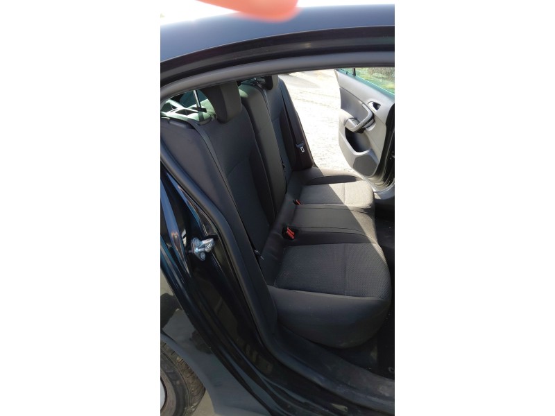 Recambio de asientos traseros para opel insignia a (g09) 2.0 cdti (68) referencia OEM IAM   
							