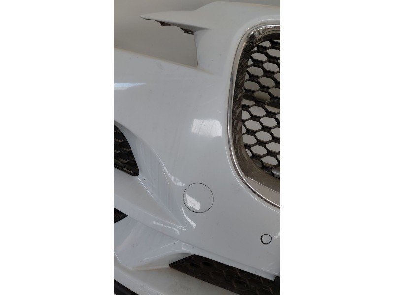Recambio de paragolpes delantero para jaguar f-pace (x761) 2.0 td4 awd referencia OEM IAM   
							