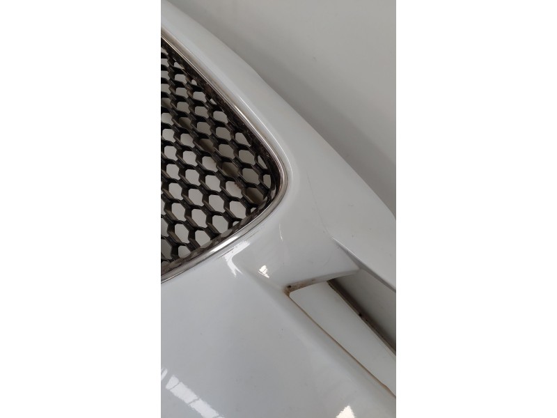 Recambio de paragolpes delantero para jaguar f-pace (x761) 2.0 td4 awd referencia OEM IAM   
							