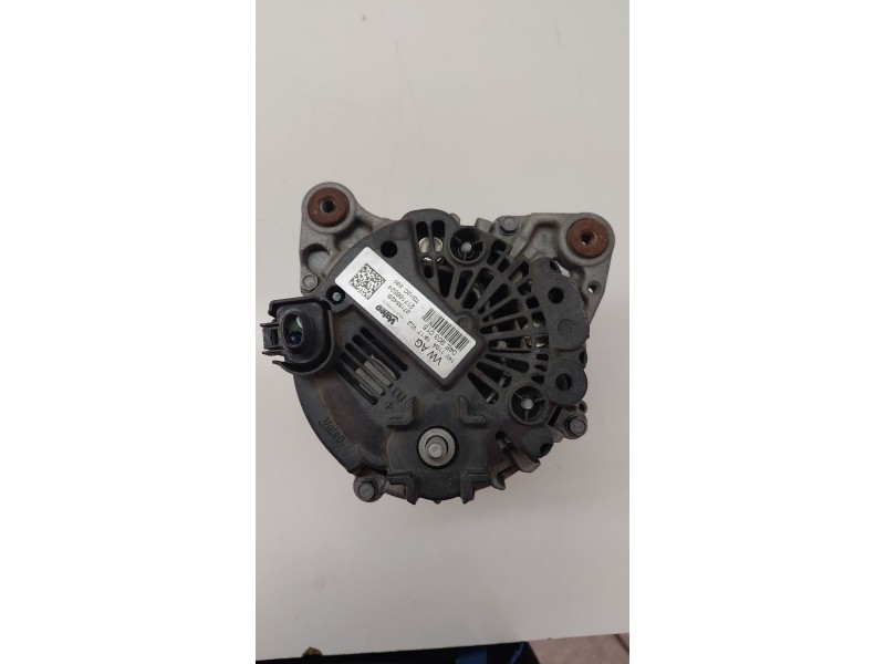 Recambio de alternador para volkswagen golf vii (5g1, bq1, be1, be2) 1.0 tsi referencia OEM IAM 04E903015  
							