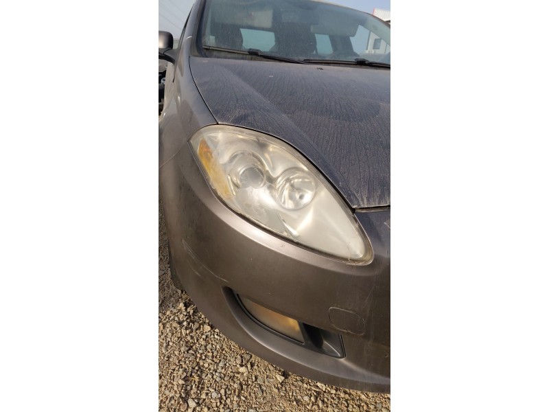 Recambio de faro derecho para fiat bravo ii (198_) 1.9 d multijet (198axb1a) referencia OEM IAM   