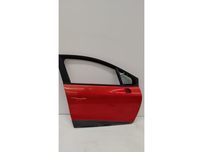 Recambio de puerta delantera derecha para renault clio iv (bh_) 0.9 tce 90 referencia OEM IAM   