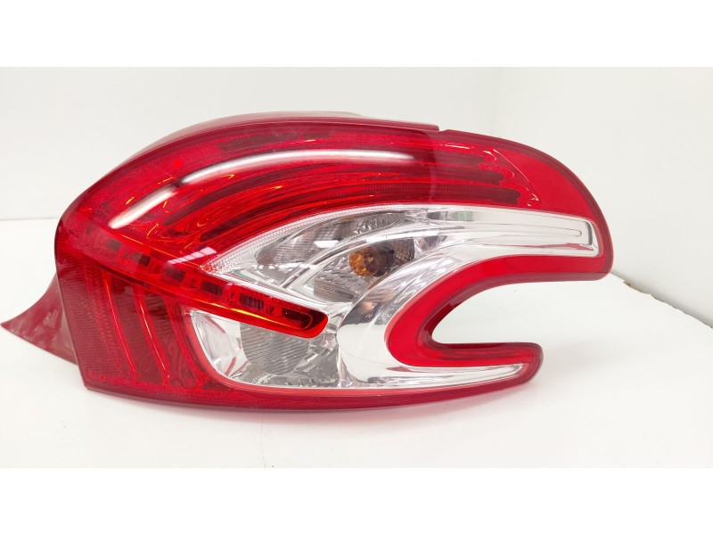 Recambio de piloto trasero derecho para peugeot 208 i (ca_, cc_) 1.2 vti 82 referencia OEM IAM 967262838003  