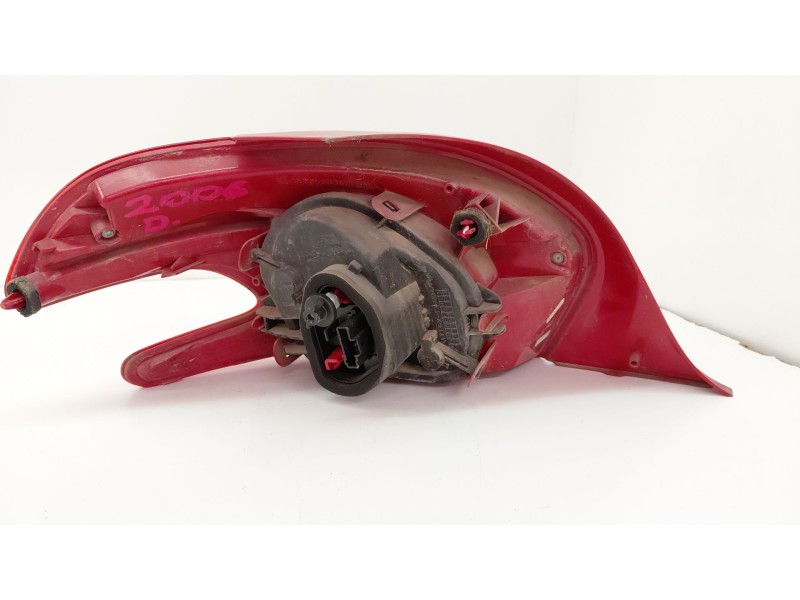 Recambio de piloto trasero derecho para peugeot 208 i (ca_, cc_) 1.2 vti 82 referencia OEM IAM 967262838003  