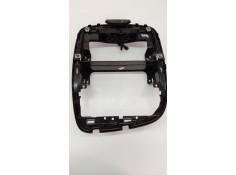 Recambio de moldura para renault clio iv (bh_) 0.9 tce 90 referencia OEM IAM 681048775R  