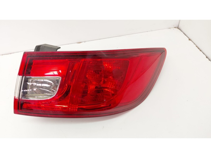 Recambio de piloto trasero derecho para renault clio iv (bh_) 0.9 tce 90 referencia OEM IAM 265502631R  