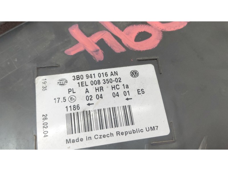 Recambio de faro derecho para volkswagen passat b5.5 (3b3) 1.6 referencia OEM IAM 3B0941016AN  
							