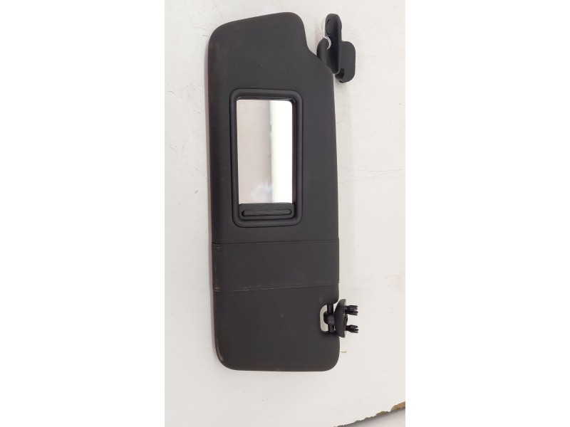 Recambio de parasol izquierdo para audi a4 berlina (8e) 2.0 tdi 16v 170 cv referencia OEM IAM   
							