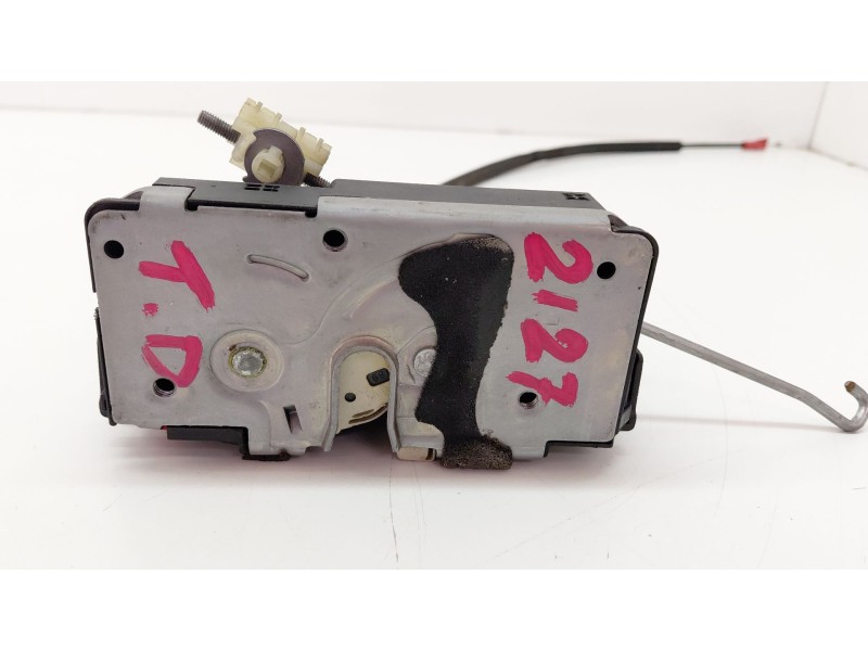 Recambio de cerradura puerta trasera derecha para opel meriva b monospace (s10) 1.3 cdti (75) referencia OEM IAM   
							