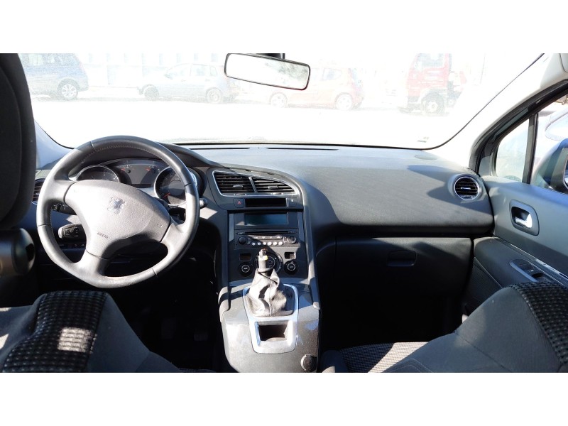 peugeot 5008 (0u_, 0e_) del año 2010