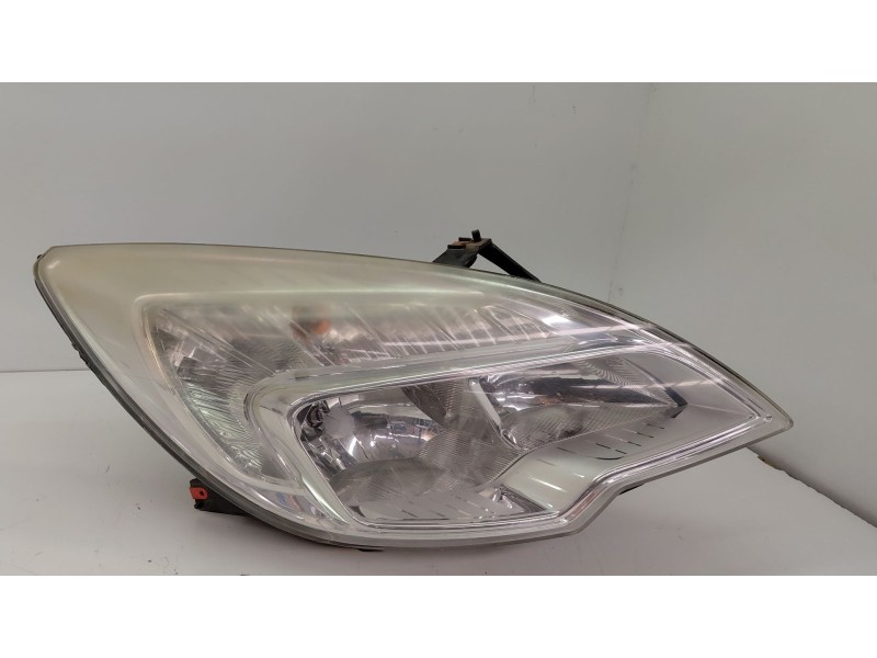 Recambio de faro derecho para opel meriva b monospace (s10) 1.3 cdti (75) referencia OEM IAM 13253630  