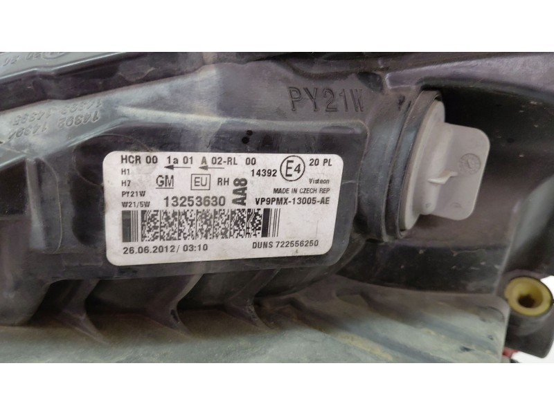 Recambio de faro derecho para opel meriva b monospace (s10) 1.3 cdti (75) referencia OEM IAM 13253630  