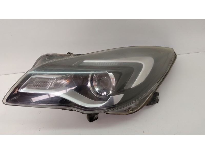 Recambio de faro izquierdo para opel insignia a (g09) 2.0 cdti (68) referencia OEM IAM 13409906  
							