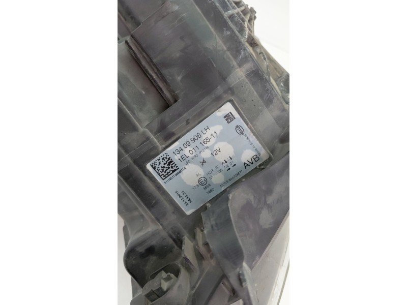 Recambio de faro izquierdo para opel insignia a (g09) 2.0 cdti (68) referencia OEM IAM 13409906  
							