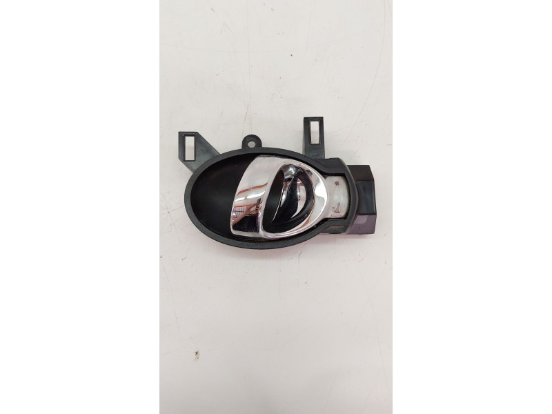 Recambio de maneta interior delantera izquierda para nissan juke (f15) 1.5 dci 110 cv referencia OEM IAM   