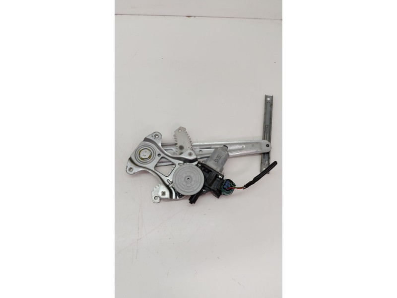 Recambio de elevalunas trasero izquierdo para nissan juke (f15) 1.5 dci 110 cv referencia OEM IAM 827311FA0A  