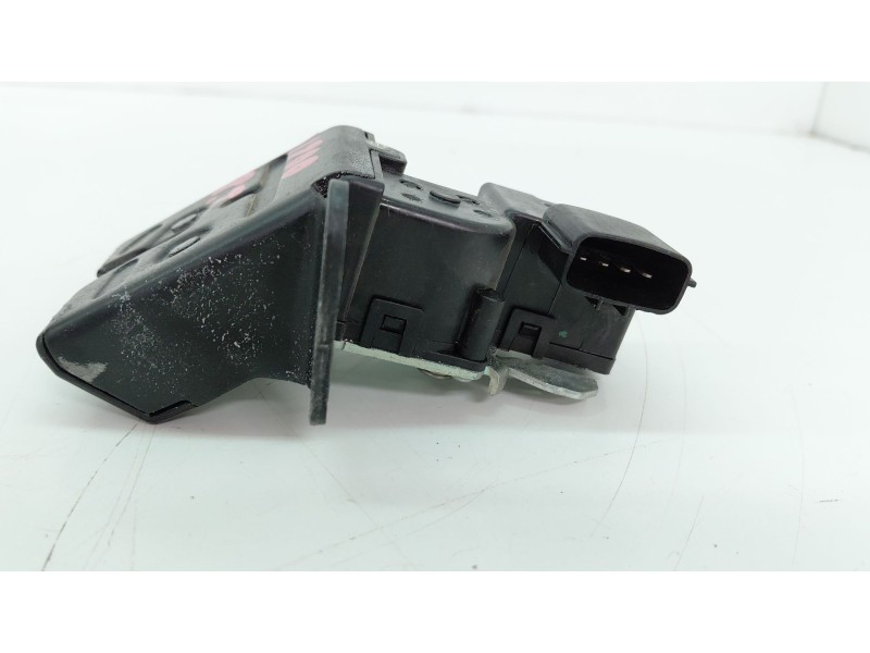 Recambio de cerradura maletero / porton para kia cee´d 1.6 crdi 136 cv referencia OEM IAM 81230A6000  