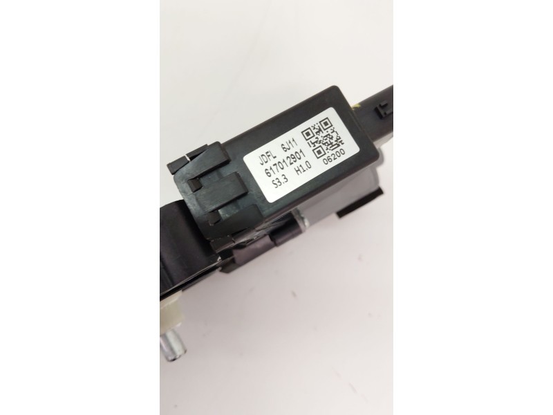 Recambio de elevalunas delantero izquierdo para kia cee´d 1.6 crdi 136 cv referencia OEM IAM 617012901  
							