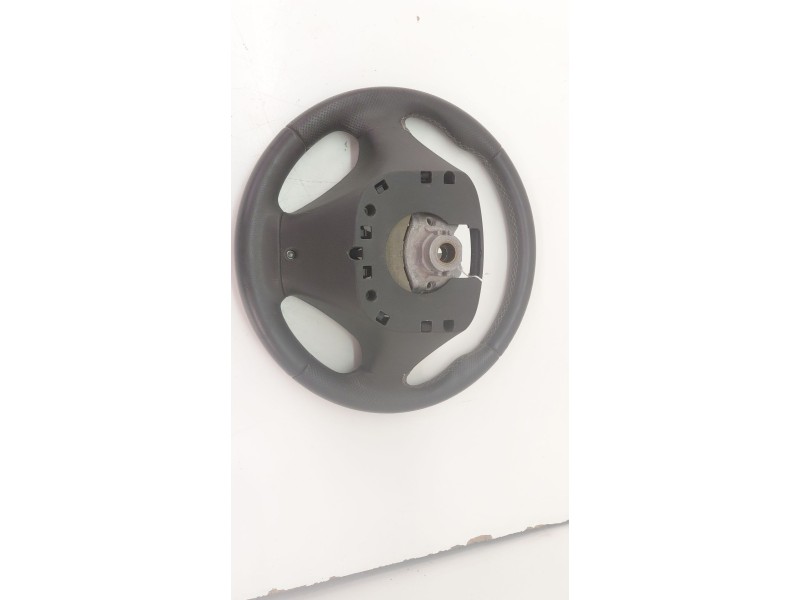 Recambio de volante sin airbag para kia cee´d 1.6 crdi 136 cv referencia OEM IAM   
							