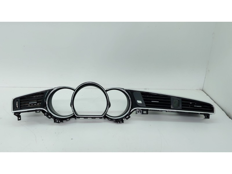 Recambio de rejilla aireadora para kia cee´d 1.6 crdi 136 cv referencia OEM IAM   
							