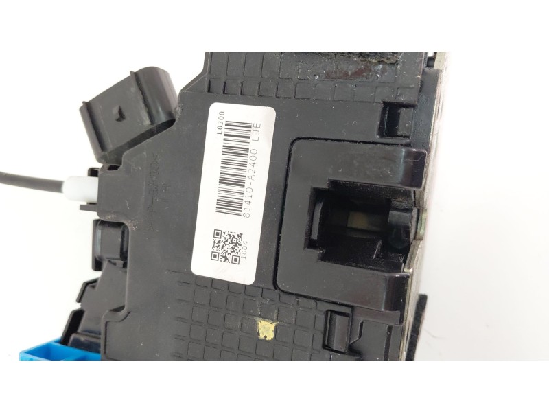 Recambio de cerradura puerta trasera izquierda para kia cee´d 1.6 crdi 136 cv referencia OEM IAM 81410A2400  
							