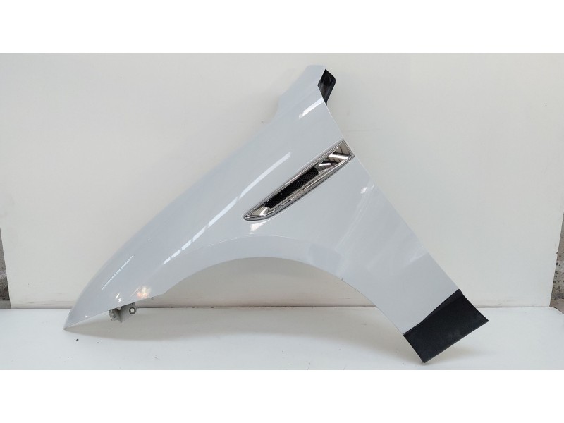 Recambio de aleta delantera izquierda para jaguar f-pace (x761) 2.0 td4 awd referencia OEM IAM   
							
