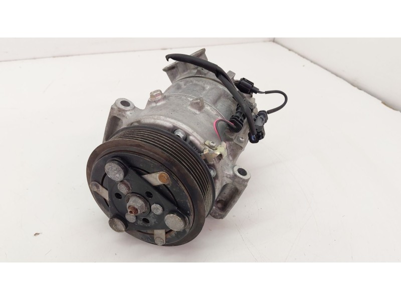 Recambio de compresor aire acondicionado para opel insignia a (g09) 2.0 cdti (68) referencia OEM IAM P22861236  