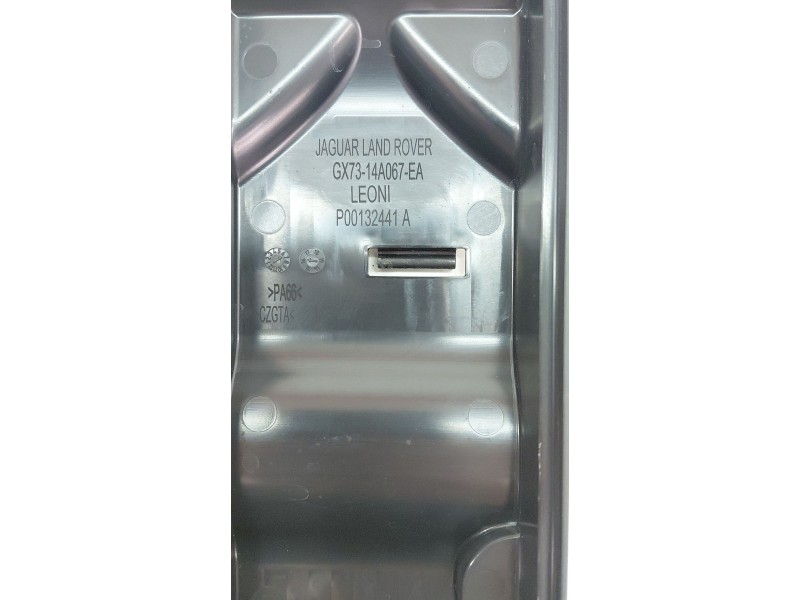 Recambio de caja reles / fusibles para jaguar f-pace (x761) 2.0 td4 awd referencia OEM IAM GX7314A067EA  