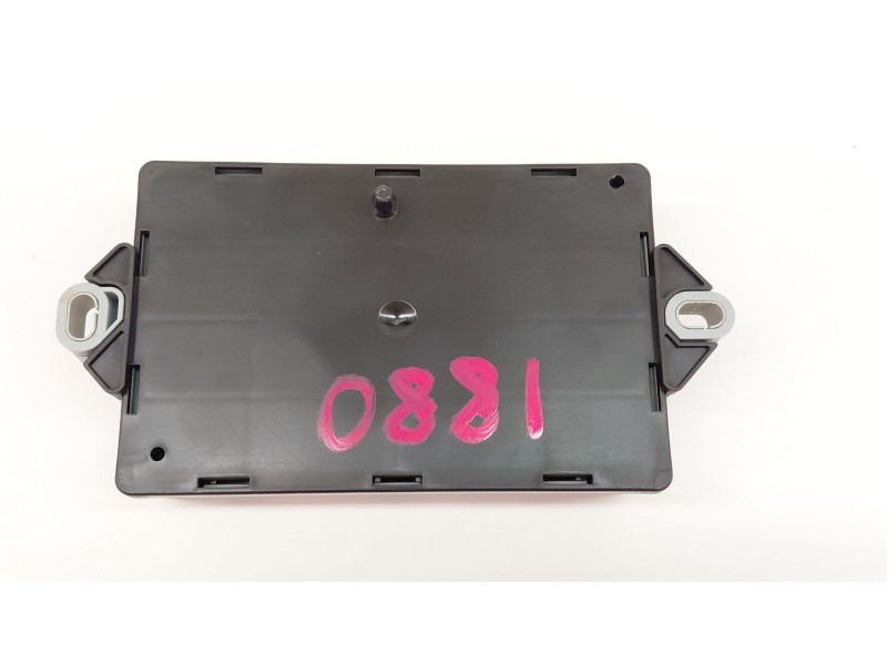 Recambio de caja reles / fusibles para jaguar f-pace (x761) 2.0 td4 awd referencia OEM IAM CPLA14Q073AA  